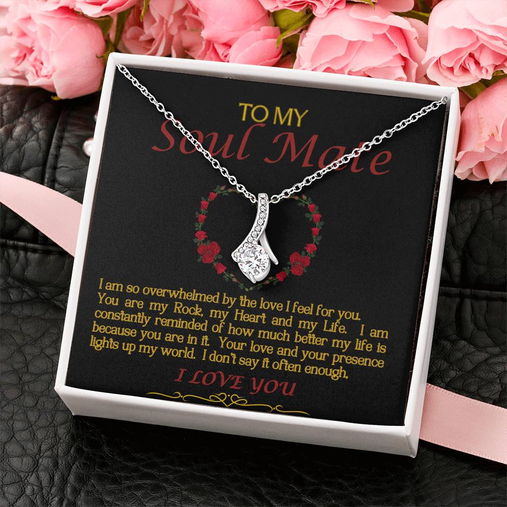 Alluring Beauty Necklace/Soul Mate/Black