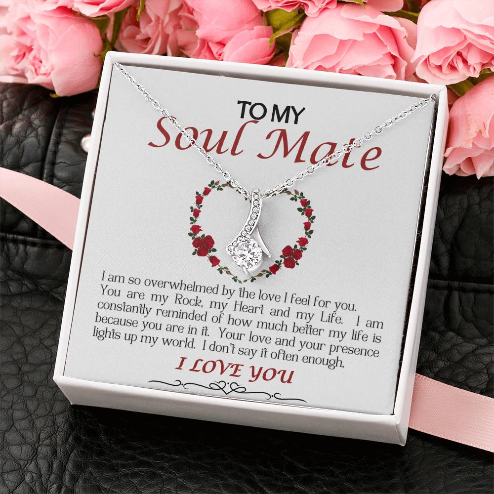 Alluring Beauty Necklace/Soul Mate/White