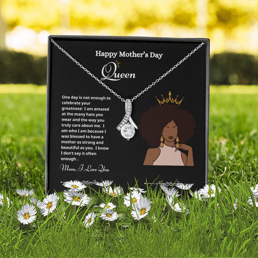Mothers day Queen Alluring Necklace